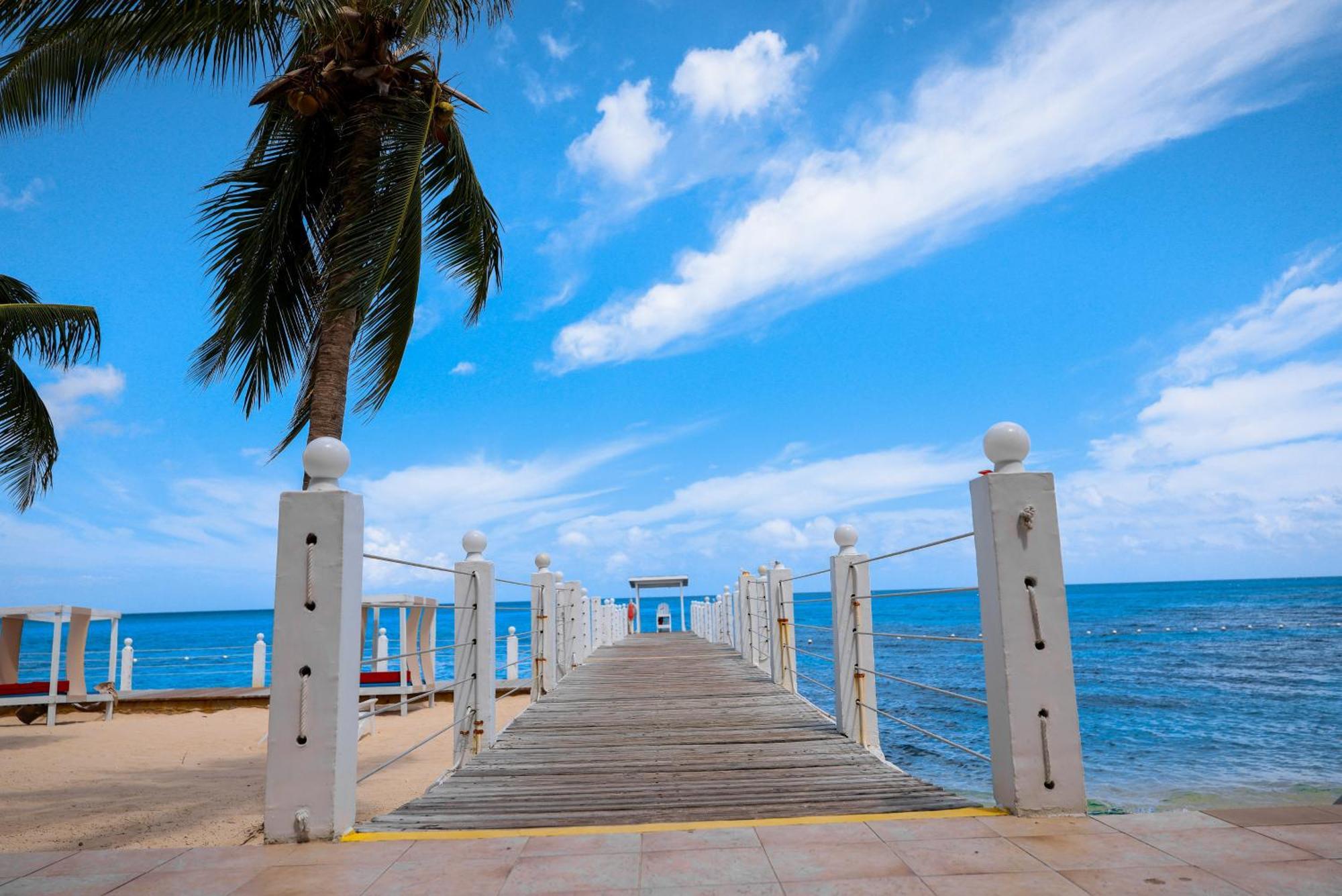 รอยัล เดคาเมรอน มอนเตโก บีช รีสอร์ต - ออลอินคลูซีฟ Hotel มอนเทโกเบย์ ภายนอก รูปภาพ