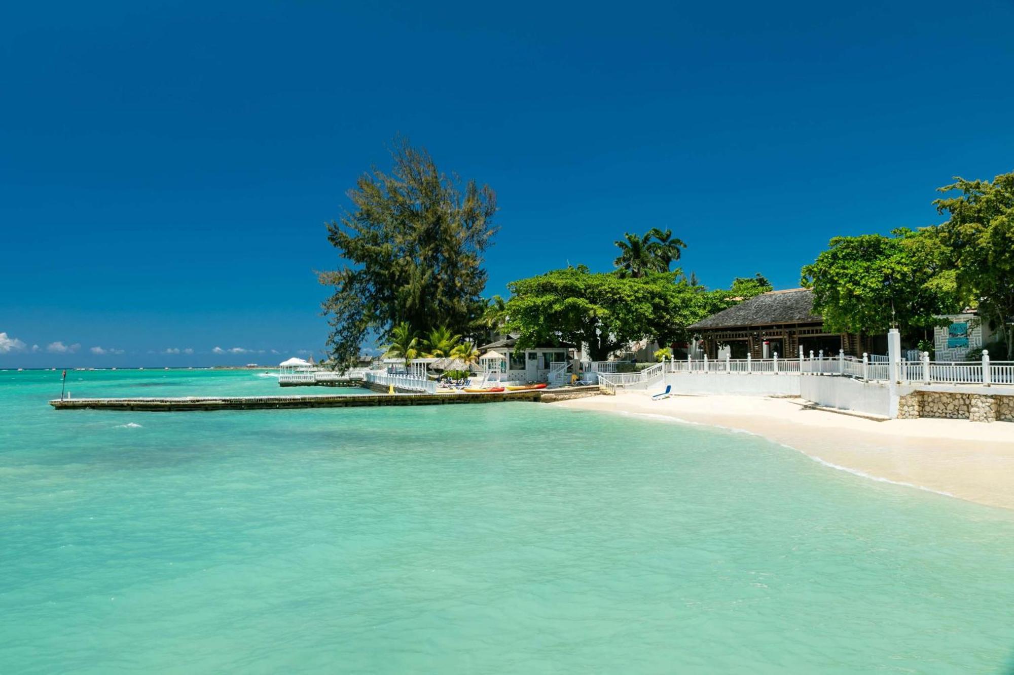 รอยัล เดคาเมรอน มอนเตโก บีช รีสอร์ต - ออลอินคลูซีฟ Hotel มอนเทโกเบย์ ภายนอก รูปภาพ